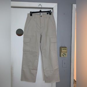 Hollister cargo pants size M